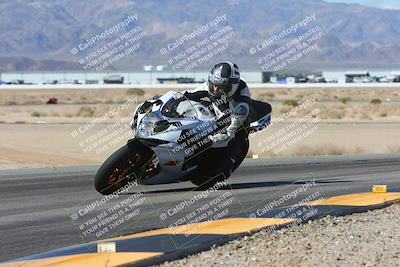 media/Feb-04-2024-SoCal Trackdays (Sun) [[91d6515b1d]]/7-Turn 9 Inside (1140am)/